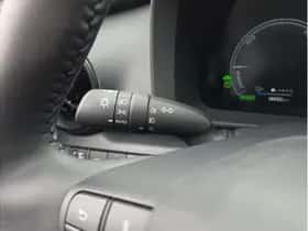 Toyota C-HR (2025) thumbnail 31