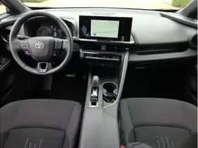 Toyota C-HR (2025) thumbnail 9