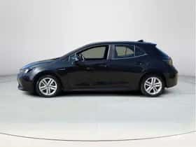 Toyota Corolla (2021) thumbnail 2