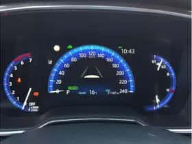 Toyota Corolla (2021) thumbnail 16
