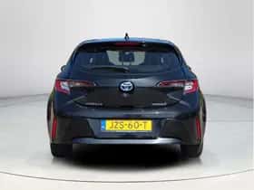 Toyota Corolla (2021) thumbnail 4