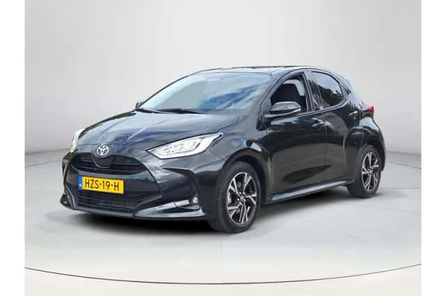 Toyota Yaris (2025) thumbnail 1