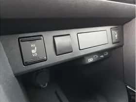 Toyota Yaris Cross (2026) thumbnail 24