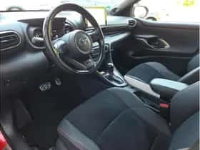 Toyota Yaris (2023) thumbnail 14