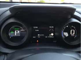 Toyota Yaris (2023) thumbnail 16