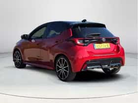 Toyota Yaris (2023) thumbnail 3