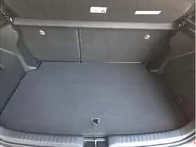 Toyota Yaris (2023) thumbnail 34