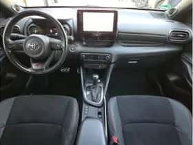 Toyota Yaris (2023) thumbnail 9