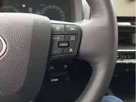 Toyota C-HR (2024) thumbnail 18