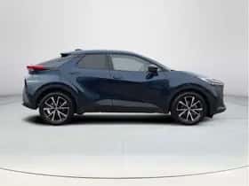 Toyota C-HR (2024) thumbnail 6