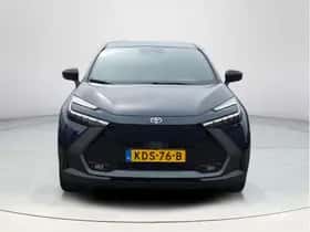 Toyota C-HR (2024) thumbnail 8