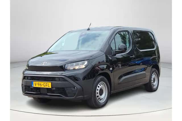 Toyota Proace (2024) thumbnail 1