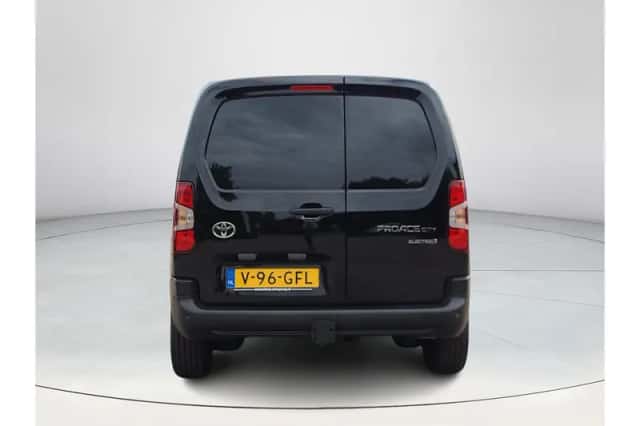 Toyota Proace (2024) thumbnail 4