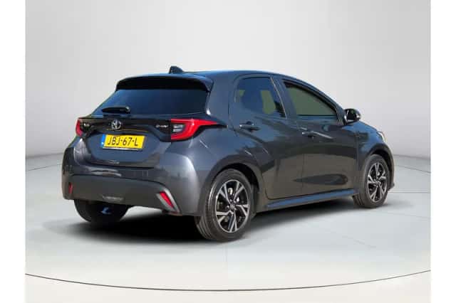 Toyota Yaris (2025) thumbnail 5