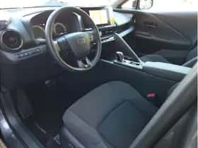 Toyota C-HR (2025) thumbnail 15
