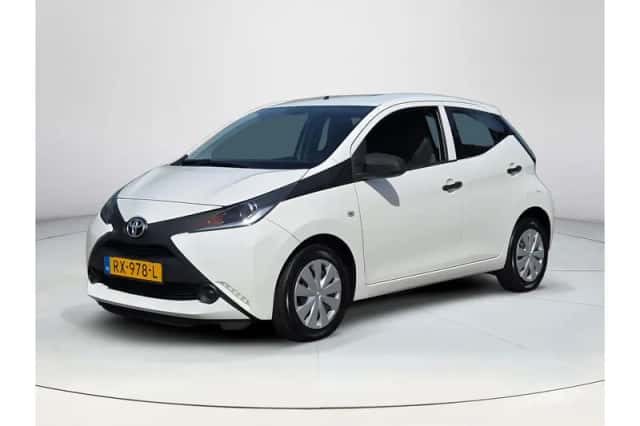 Toyota Aygo (2018) thumbnail 1