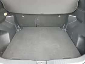 Toyota Yaris Cross (2025) thumbnail 33