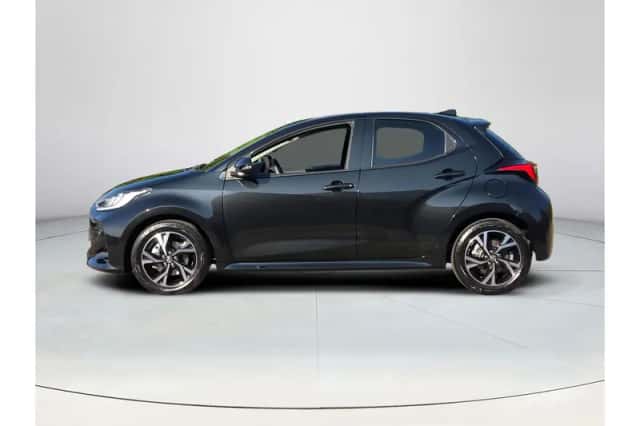 Toyota Yaris (2025) thumbnail 2