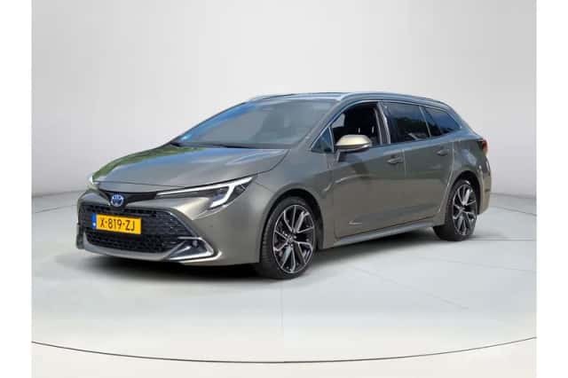 Toyota Corolla (2024) thumbnail 1