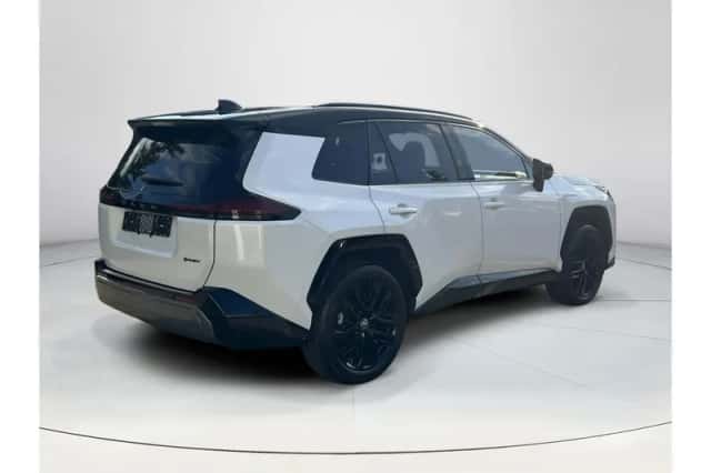 Toyota RAV4 (2026) thumbnail 5