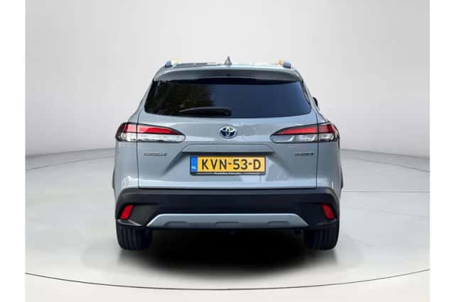Toyota Corolla Cross (2023) thumbnail 4