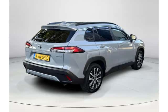 Toyota Corolla Cross (2023) thumbnail 5