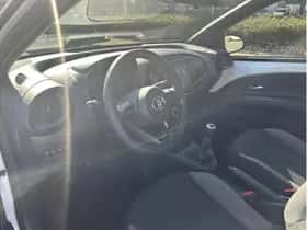 Toyota Aygo X (2025) thumbnail 13