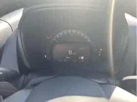 Toyota Aygo X (2025) thumbnail 15