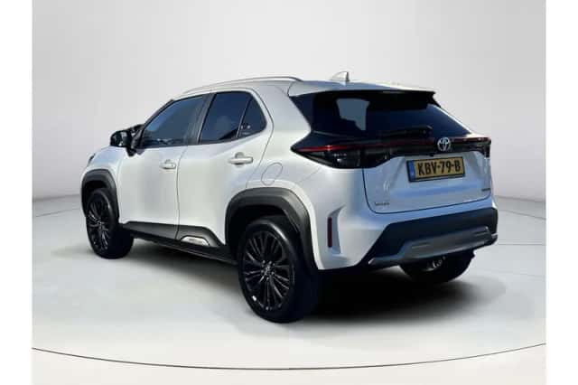 Toyota Yaris Cross (2022) thumbnail 3