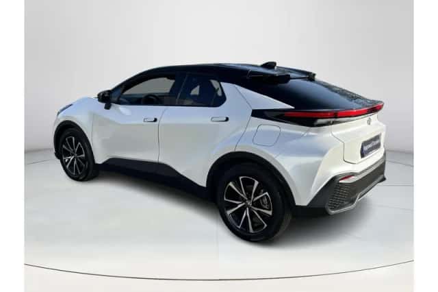 Toyota C-HR (2024) thumbnail 6