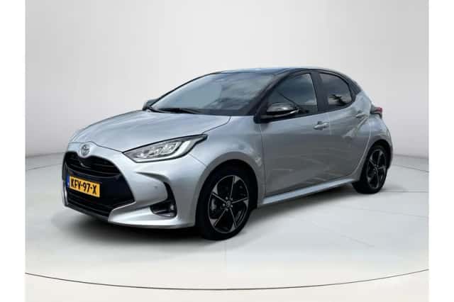 Toyota Yaris (2025) thumbnail 1
