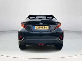 Toyota C-HR (2023) thumbnail 4