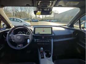 Toyota C-HR (2025) thumbnail 16