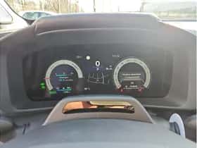 Toyota C-HR (2025) thumbnail 19
