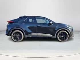 Toyota C-HR (2025) thumbnail 6