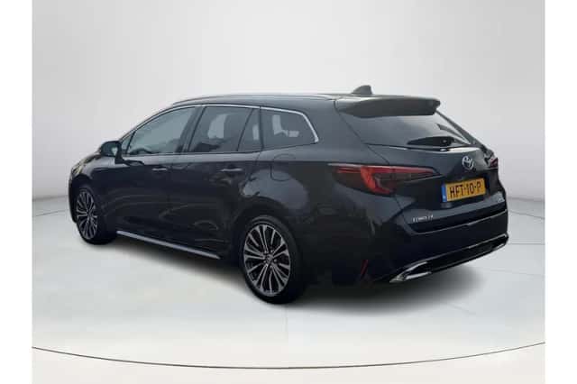 Toyota Corolla (2025) thumbnail 3