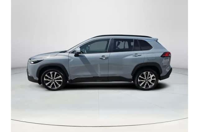 Toyota Corolla (2024) thumbnail 2