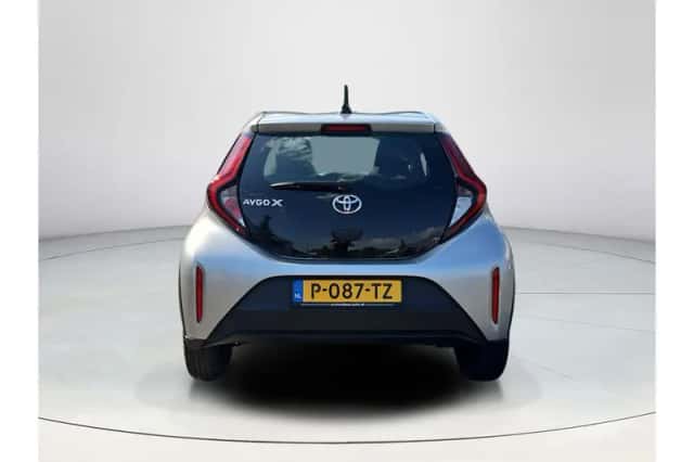 Toyota Aygo X (2022) thumbnail 4