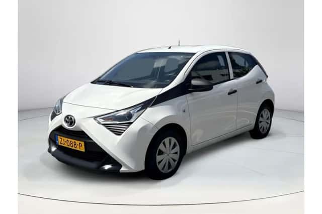Toyota Aygo (2019) thumbnail 1