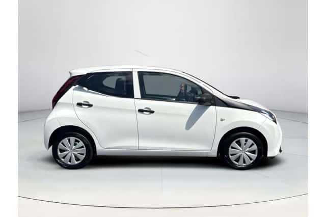 Toyota Aygo (2019) thumbnail 6