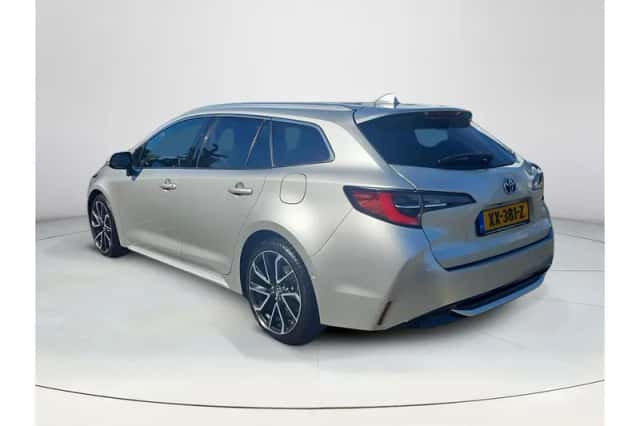 Toyota Corolla (2019) thumbnail 3