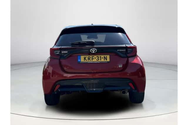 Toyota Yaris (2023) thumbnail 4