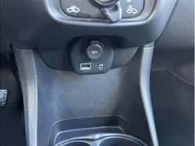 Toyota Aygo (2018) thumbnail 16