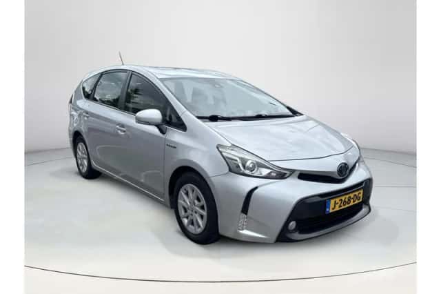 Toyota Prius (2020) thumbnail 6