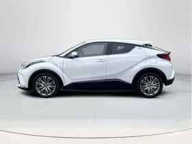 Toyota C-HR (2023) thumbnail 2