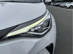 Toyota C-HR (2023) thumbnail 9