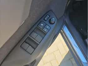 Toyota Yaris Cross (2023) thumbnail 28