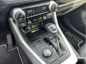 Toyota RAV4 (2024) thumbnail 13