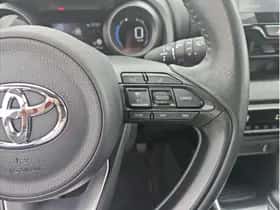 Toyota Yaris (2022) thumbnail 19