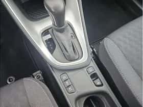 Toyota Yaris (2022) thumbnail 24